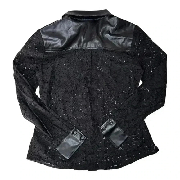 Central Park West Lace Long Sleeve Top - NWT - Size Medium - Picture 4 of 5